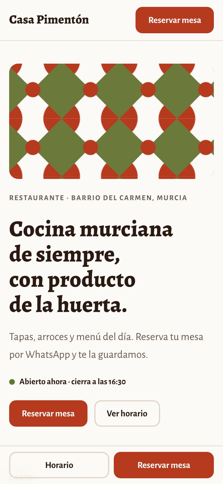 La web de muestra de Casa Pimentón en un móvil